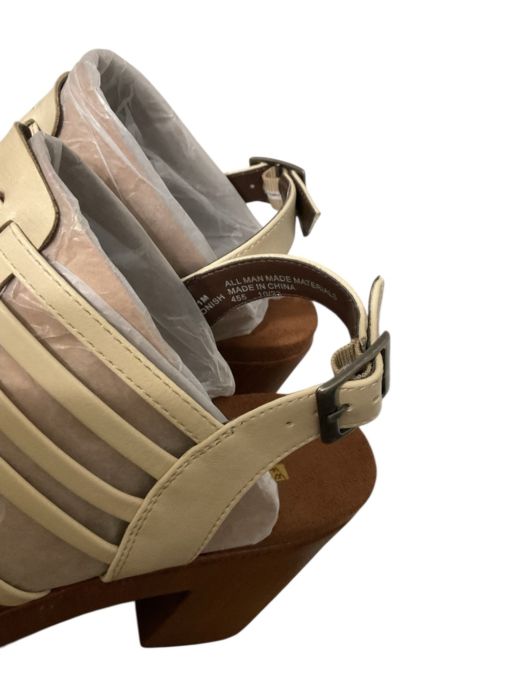 White Mountain “Astonish” Cream Strappy Platform Sandal RT $85 4” Heel - Picture 5 of 10
